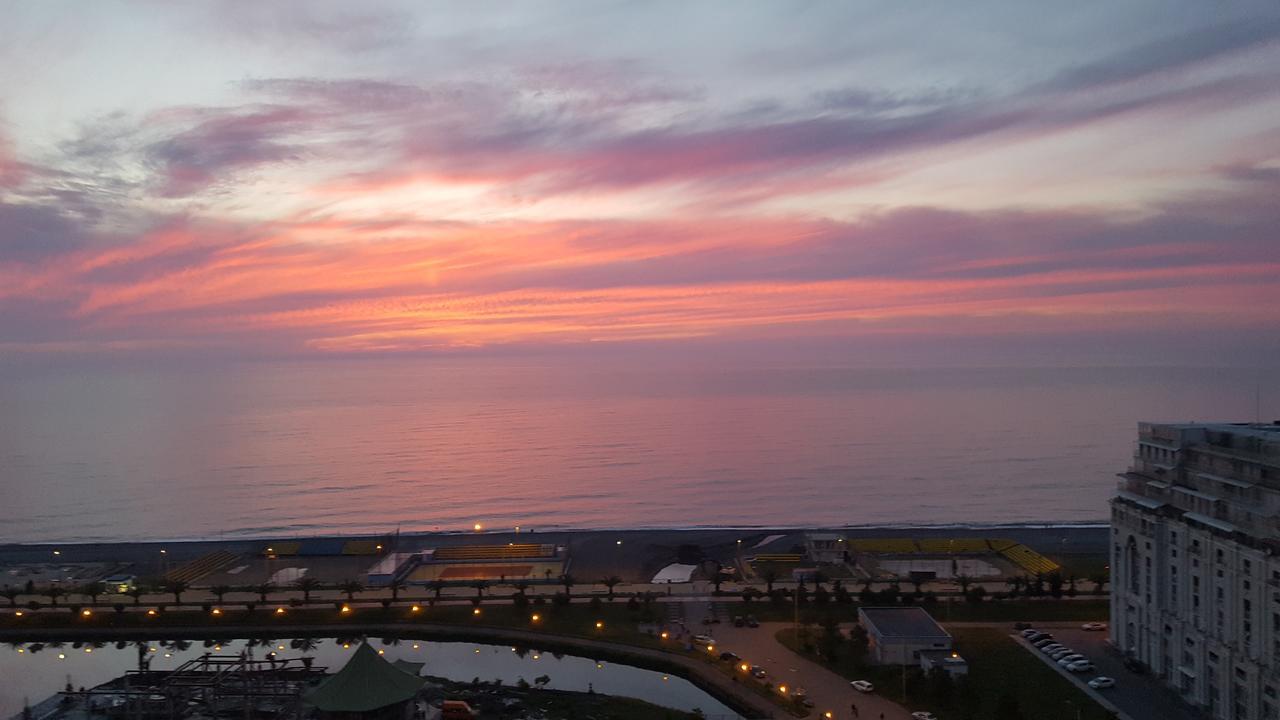 Roini Apartment Batumi Kültér fotó